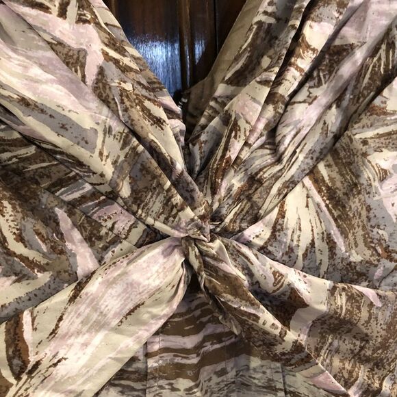 BCBG Max Azria Brown V Neck Blouse w/ Tie Detail and Exposed Zipper size Small - Picture 7 of 12